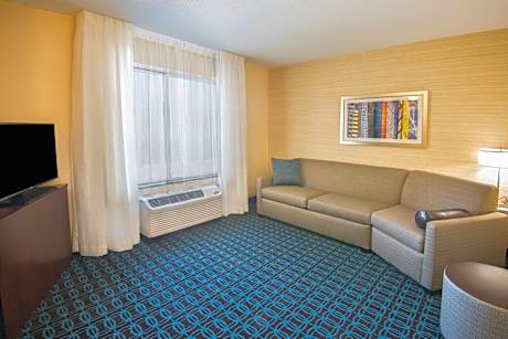 Studio with Two Queen Beds, Bathtub and Sofa Bed - Mobility Access/Hearing Accessible