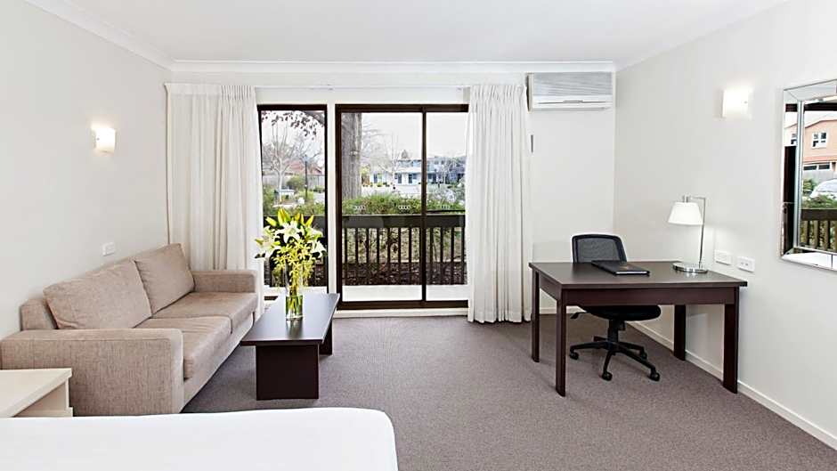 Tall Trees Ainslie Motel