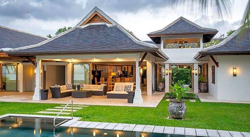 Miskawaan Beachfront Villas