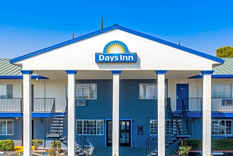 Days Inn by Wyndham Red Bluff