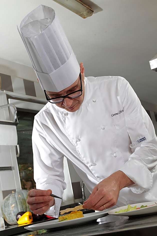 Nature Bio Hotel Elite