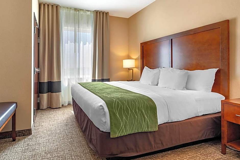 Comfort Inn & Suites Edgewood