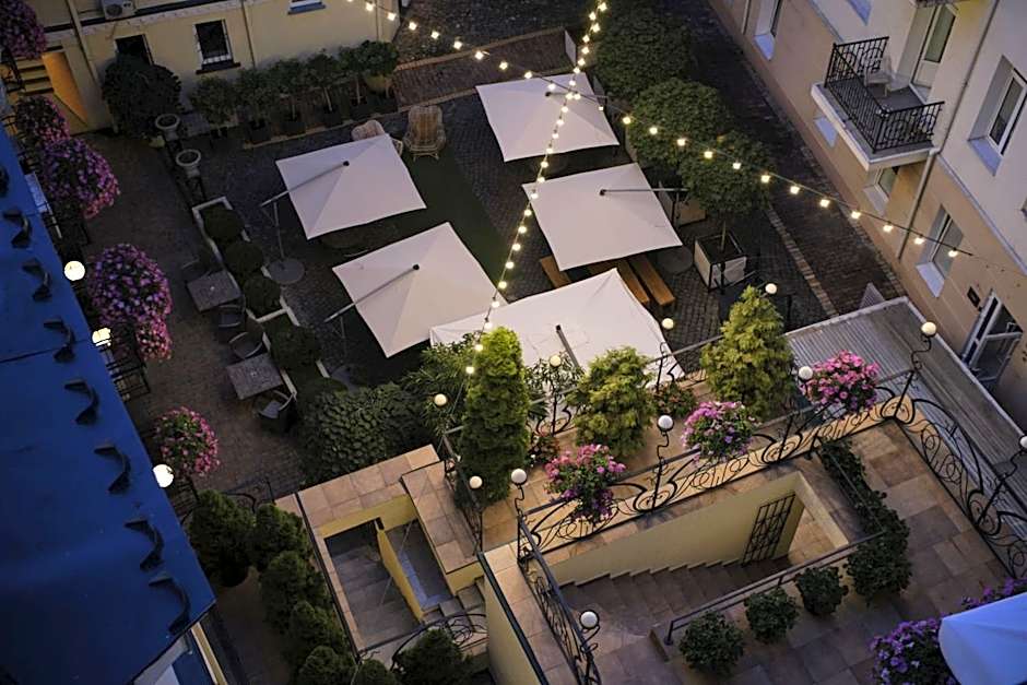 Vozdvyzhensky Boutique Hotel