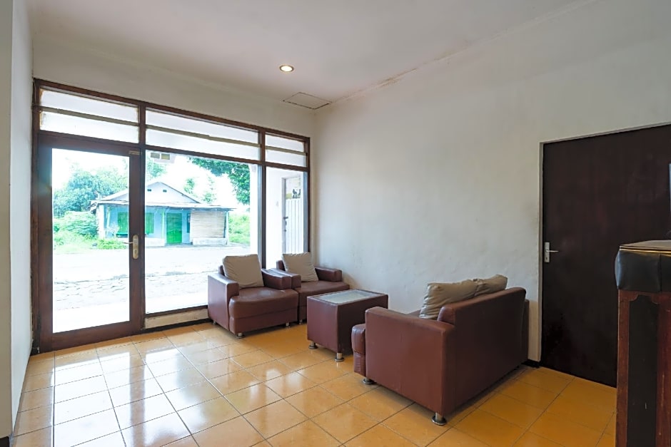 OYO 2454 Wanawiyata Homestay