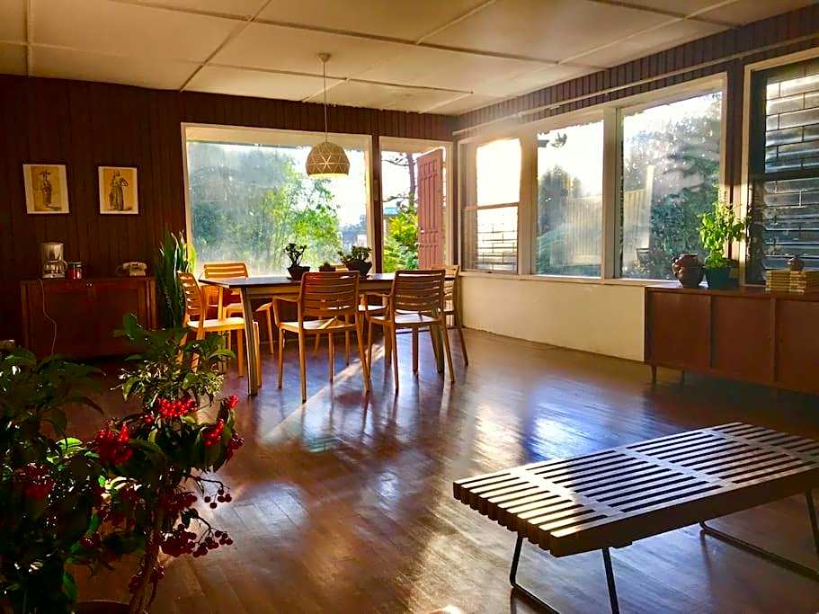 Mid-Century Modern Centrally Located Garden Oasis