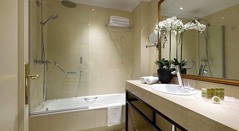 Eurostars Casa de la Lirica