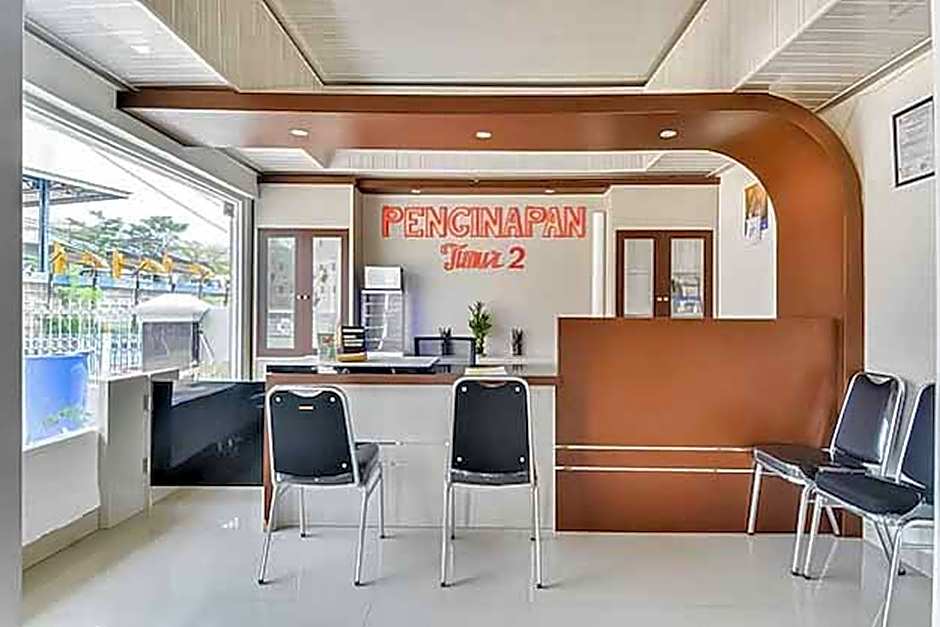 RedDoorz near Palembang Airport 2