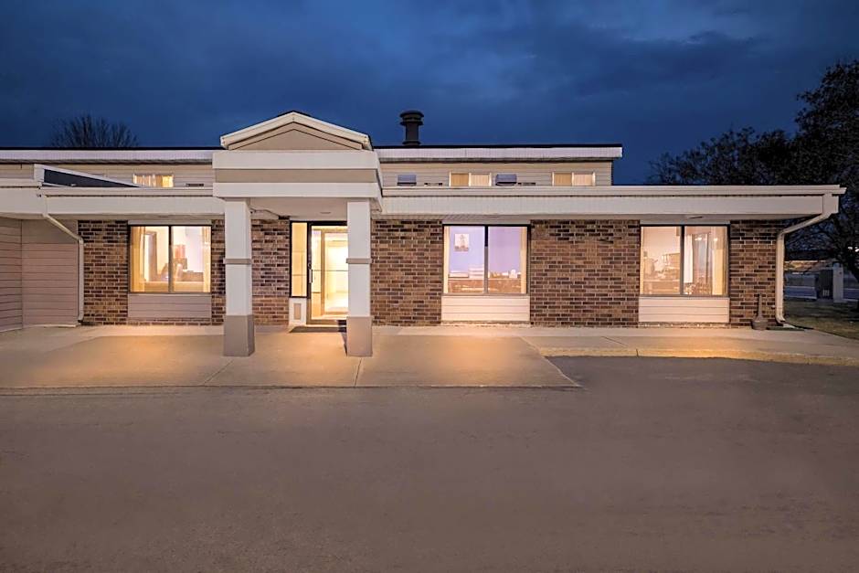 Days Inn by Wyndham Fond du Lac