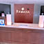 Ramada by Wyndham Minneapolis Golden Valley