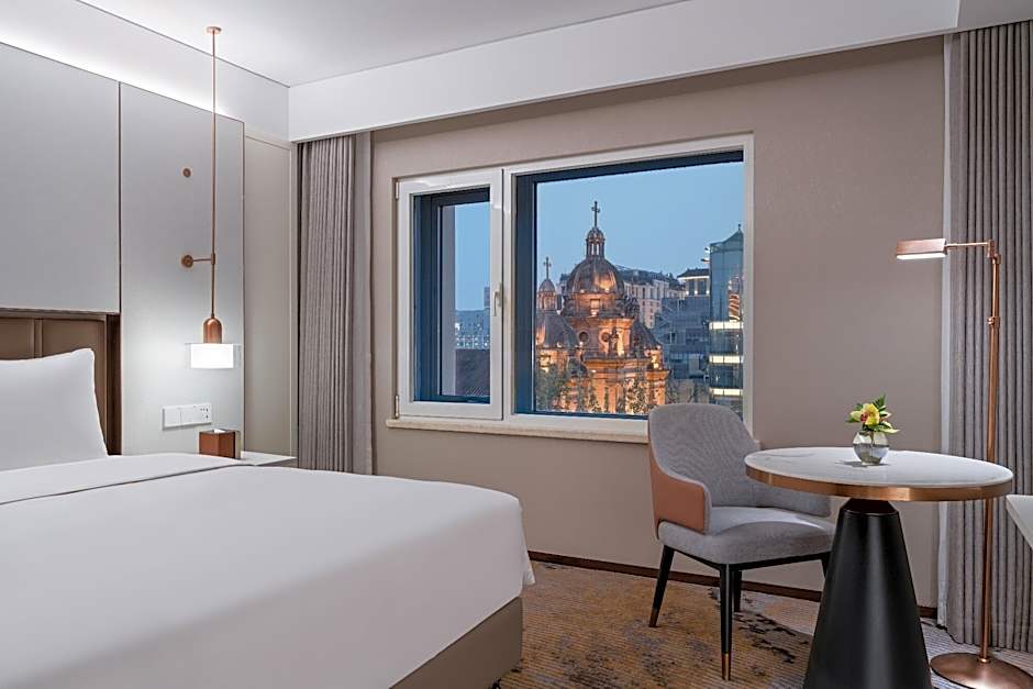 Sunworld Dynasty Hotel