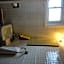 Hipwell's Motel