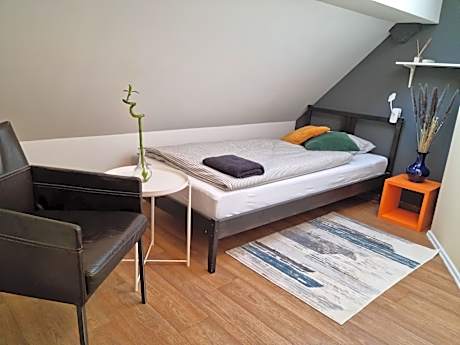 Single Room with Shared Bathroom