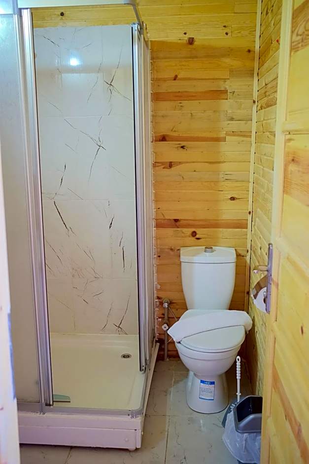 Naz Beach Bungalow Hotel in Antalya