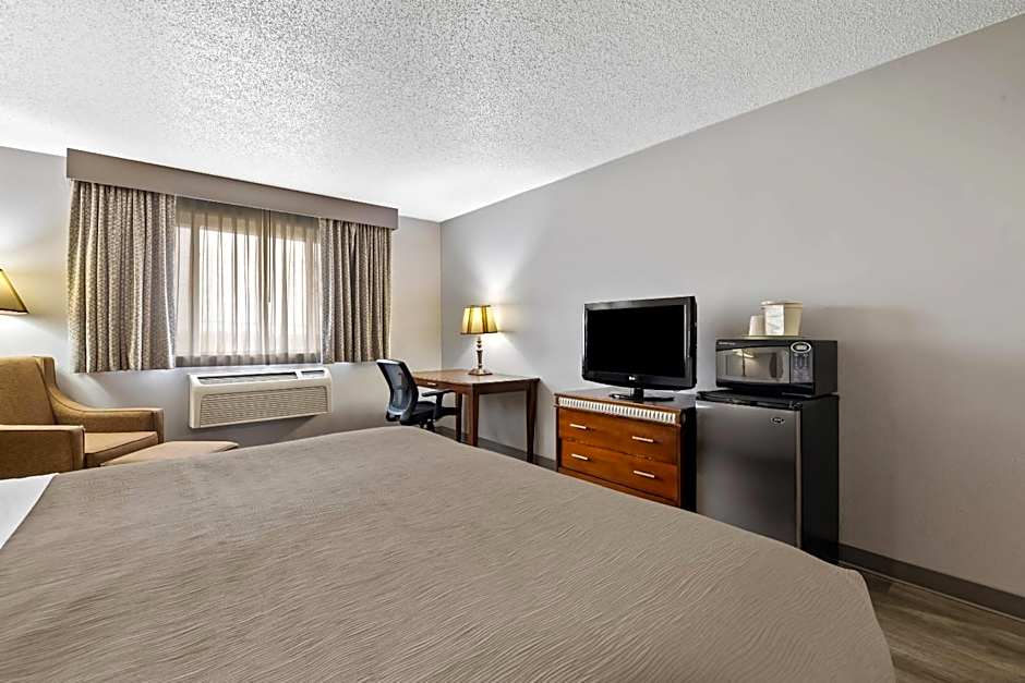 Quality Inn near Monument Health Rapid City Hospital