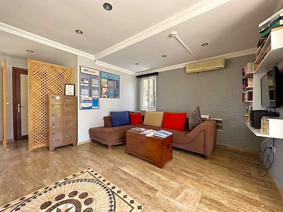 Villa Dolunay Apart Hotel