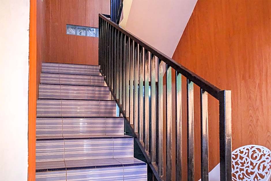 OYO 93333 Rama Home Stay