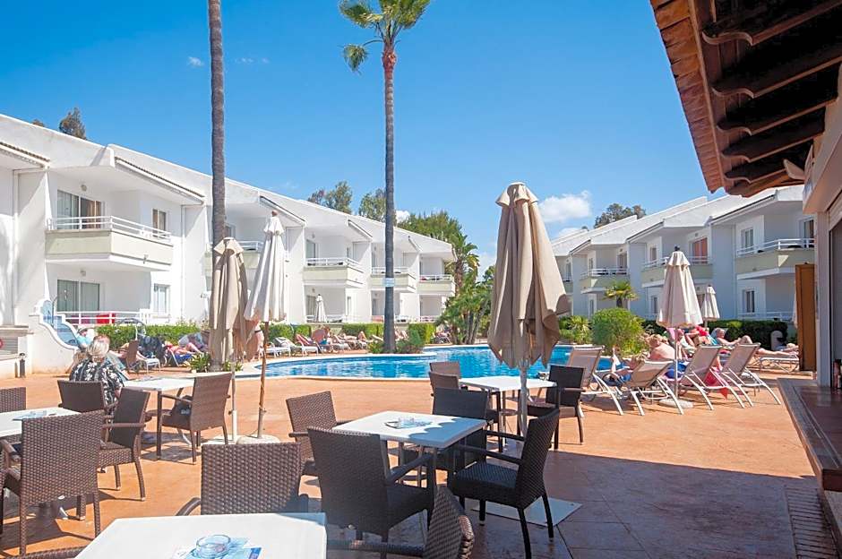 Universal Aparthotel Elisa