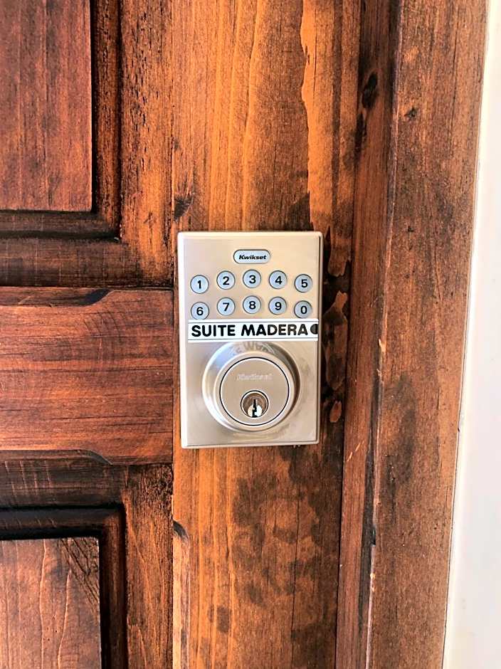 Magnolias Boutique Suites & SPA