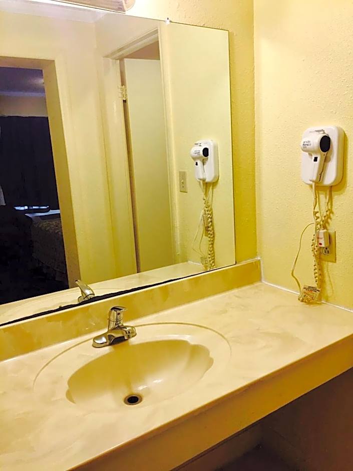 Ross Motel