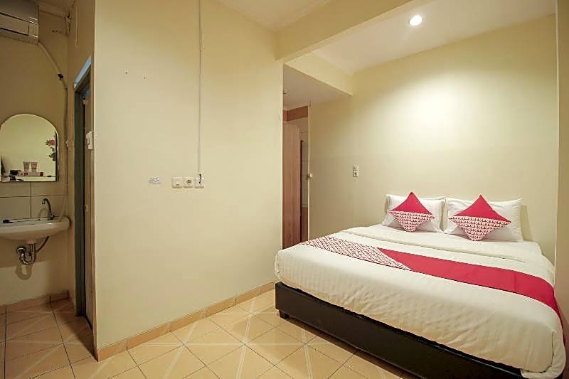 OYO 196 Horizone Residence