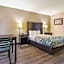 Econo Lodge South Garner