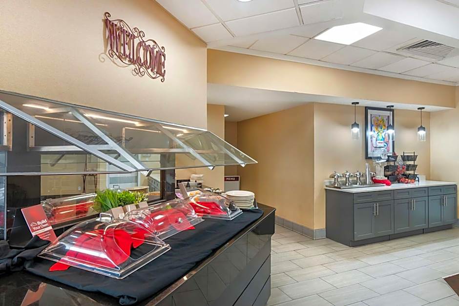 Best Western Plus Kansas City Sports Complex Hotel