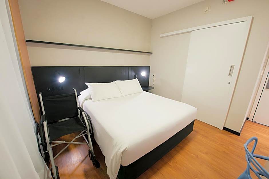 Ibis Curitiba Shopping