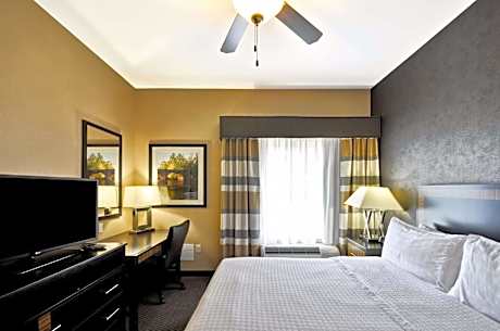 1 King Bed 1 Bedroom Suite Nonsmoking