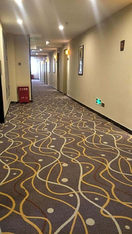 7 Days Premiuma Xingtai Railway Station Tianyi Str