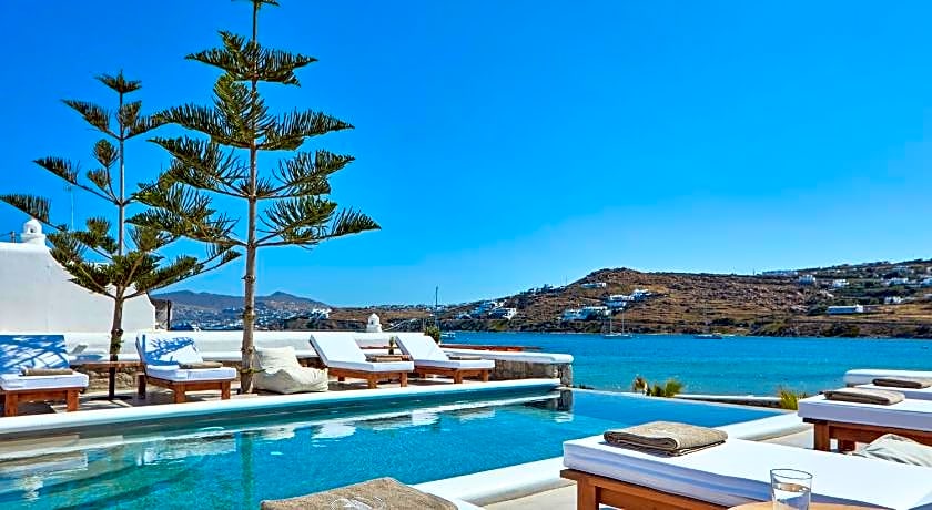 Mykonos Waves Hotel