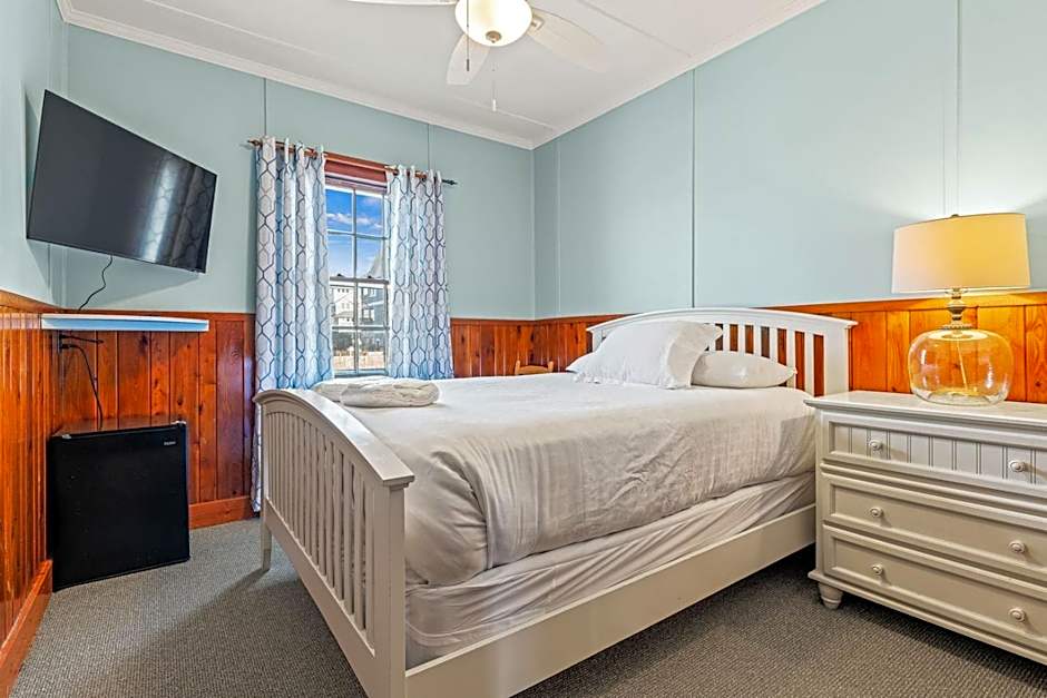 Nags Head Beach Inn by KEES Vacations