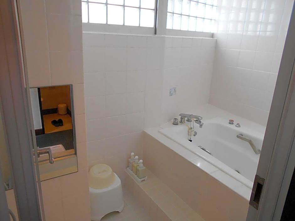 Nishikawaguchi Station Hotel Stay Lounge