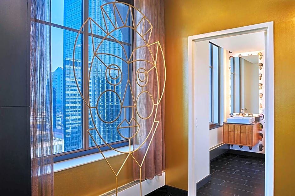 W Minneapolis - The Foshay