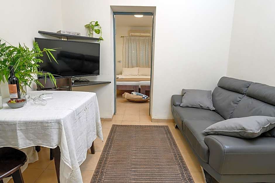 Jordan Valley Birding Lodge