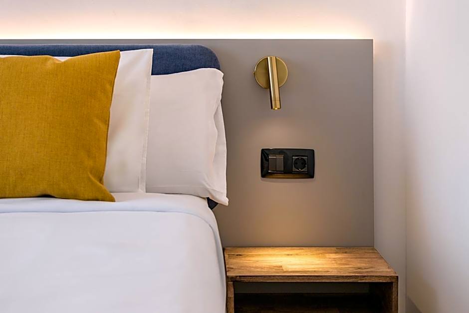 Hotel Adonis Pelinor