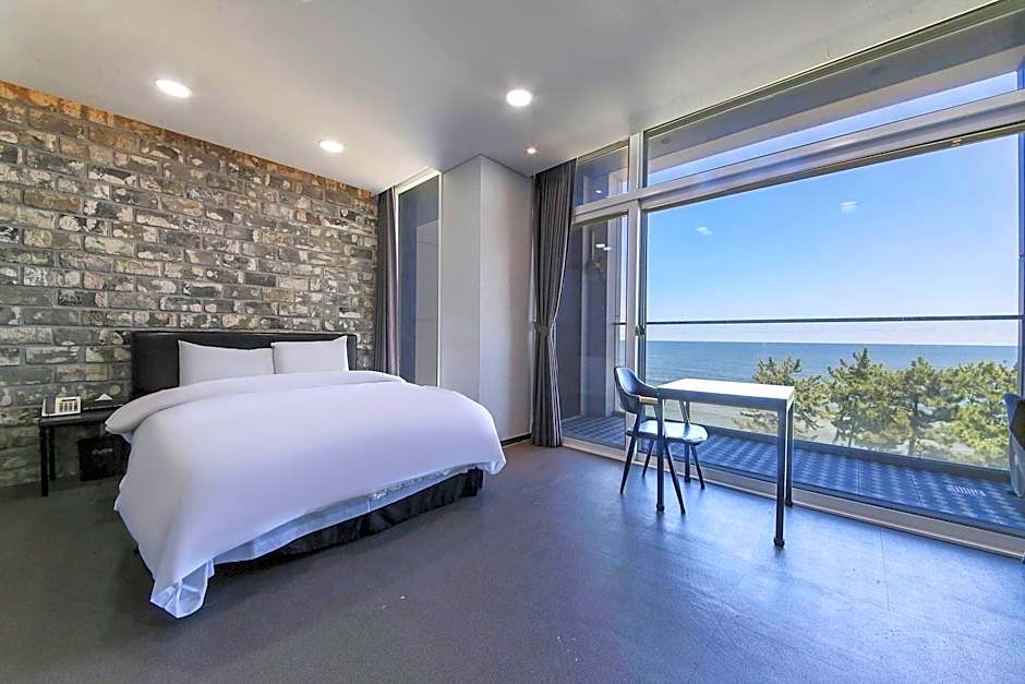 Hotel Cube
