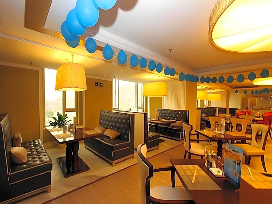 Wuhan Oriental Jianguo Hotel – Wuhan, OH