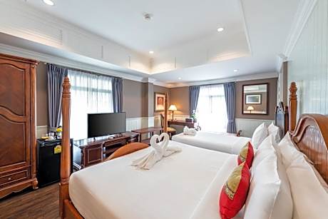 Triple Suite with City View