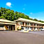 Quality Inn & Suites Mount Chalet