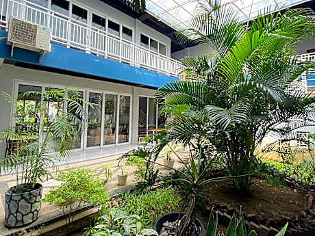Grand Mahoni Hotel