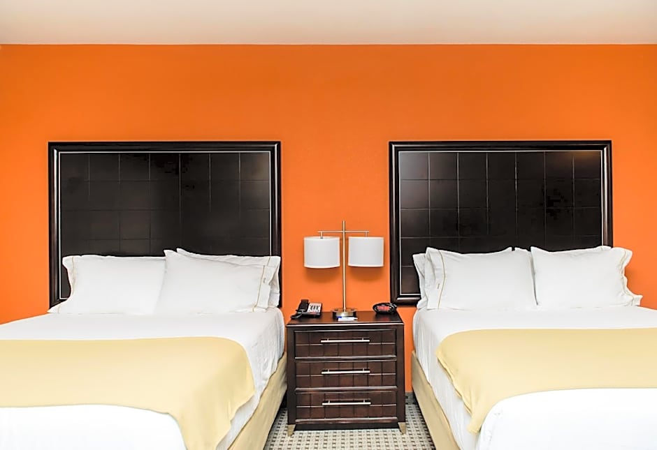 Holiday Inn Express Hotel & Suites Austin NW - Arboretum Area By IHG