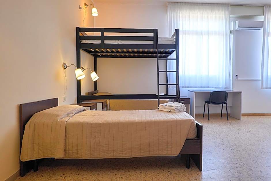 Soleē, Family Holidays & Hostelling