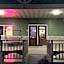 Woodland Inn & Suites