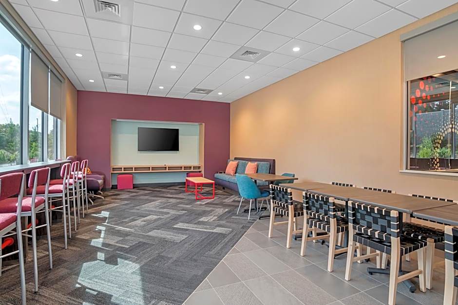 Tru by Hilton Gastonia