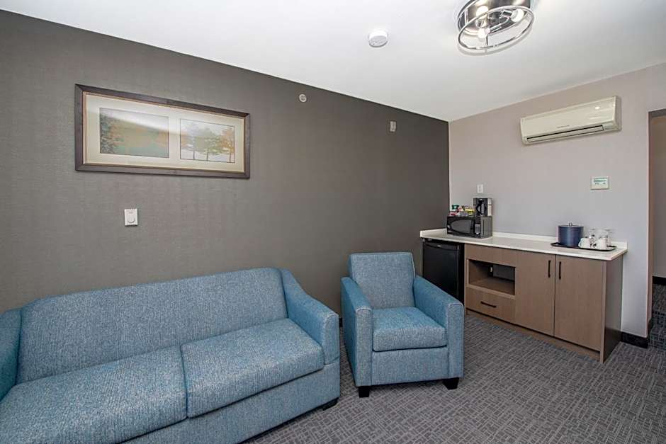 Coast Lethbridge Hotel & Conference Centre