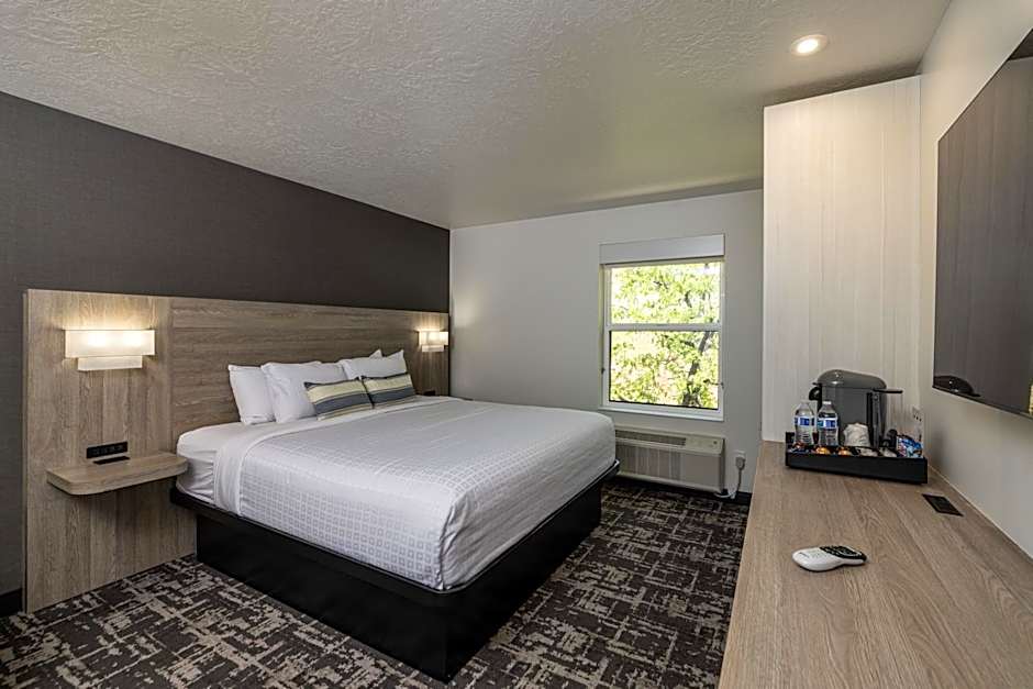 Montclair Inn & Suites at Zion National Park