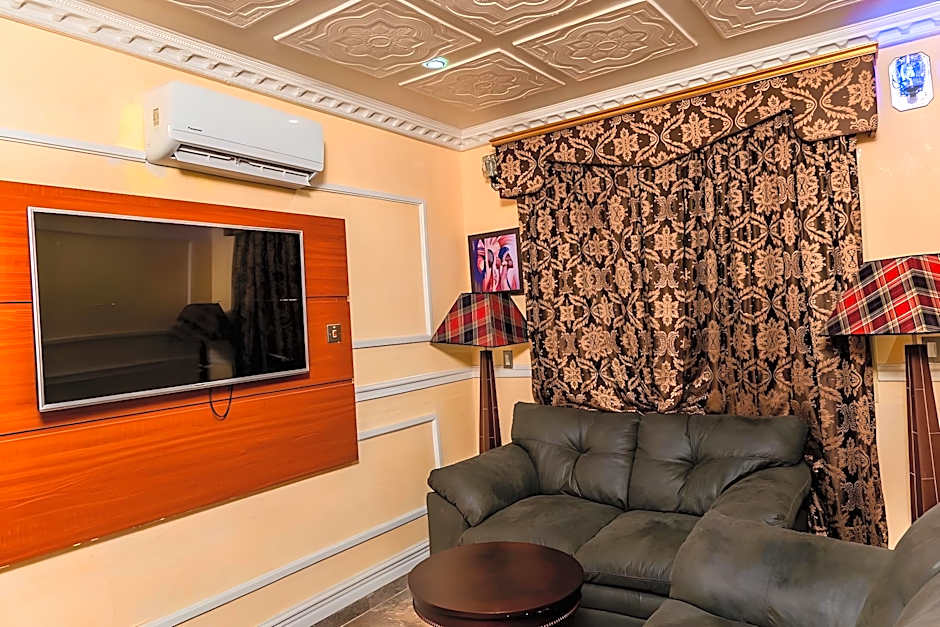 Gallani Suites Hotel