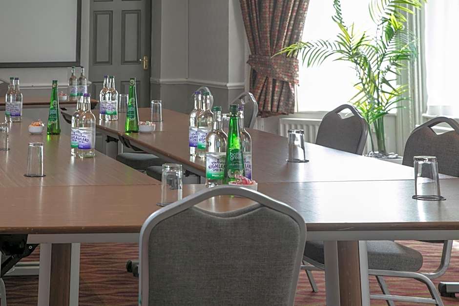 Hallmark Hotel Bournemouth Wes photo 10