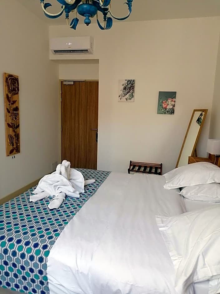 DOMAINE DE LA NERTHE- HOTEL PROVENCE MEDITERRANEE