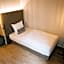 LOOM Hotel & Skybar